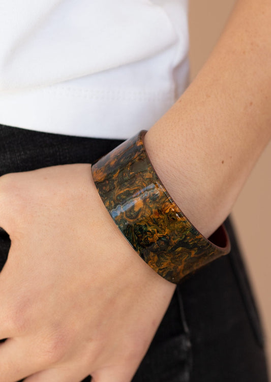 Marbled Mystique (brown/gold)