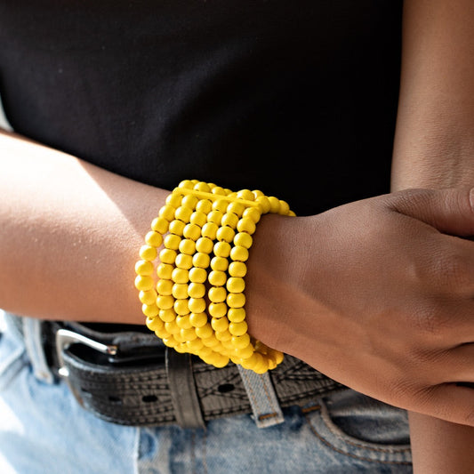 Diving In Maldives (yellow)