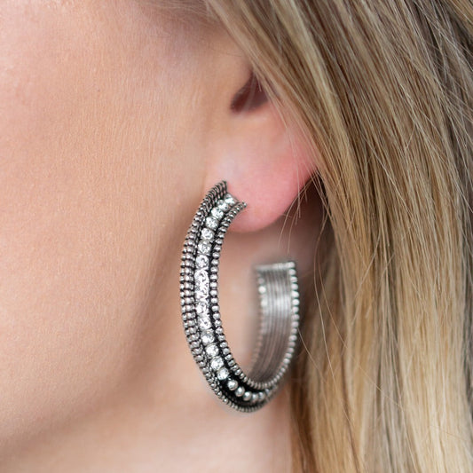 Retro Reverberation (silver/black)