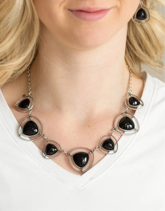 Make it a Point (black)