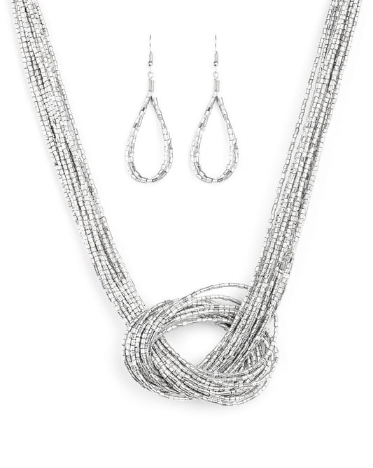Knotted Knockout (silver)