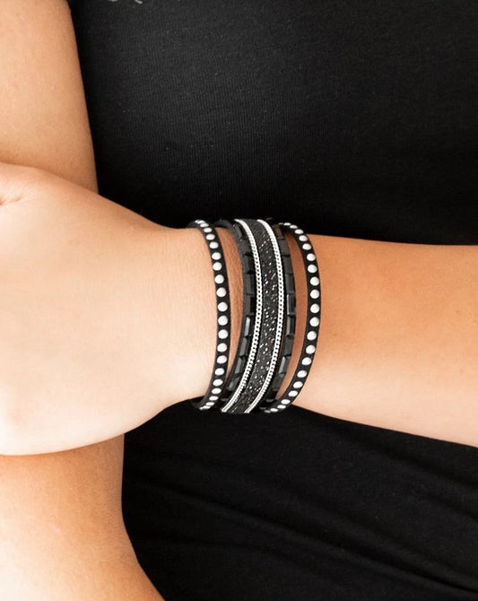 Seize The Sass (black)