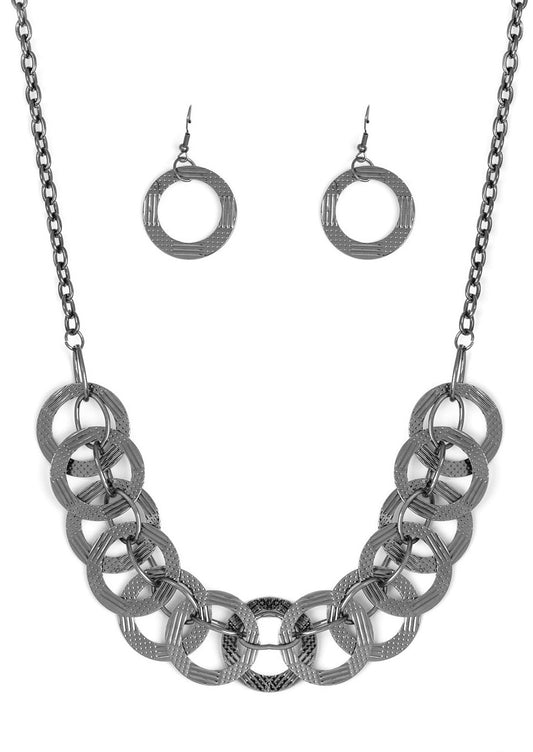 The Main Contender (black)