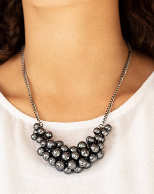 Grandiose Glimmer (black)