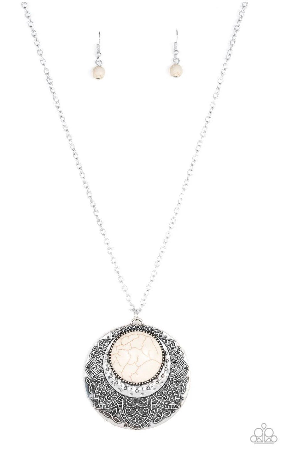 Medallion Meadow (white)