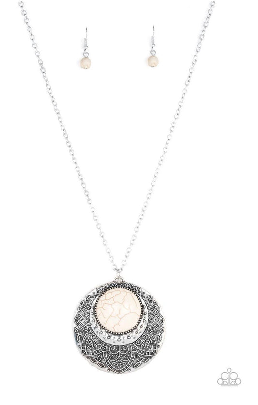 Medallion Meadow (white)