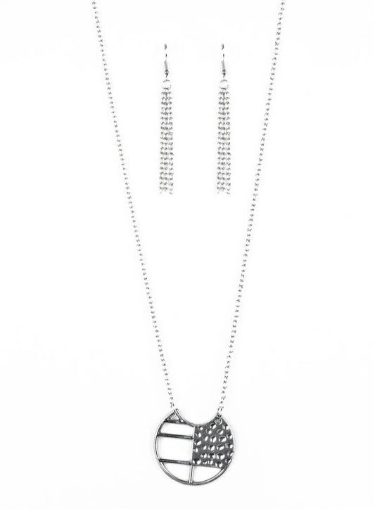 Abstract Aztec (silver)